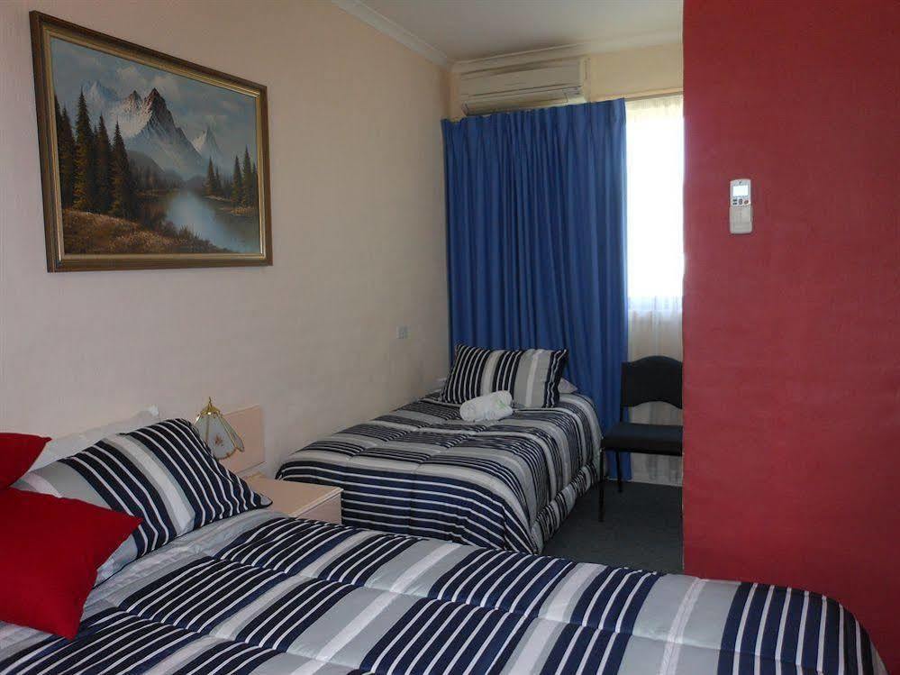 Bogong Moth Motel Маунт-Бьюти Экстерьер фото